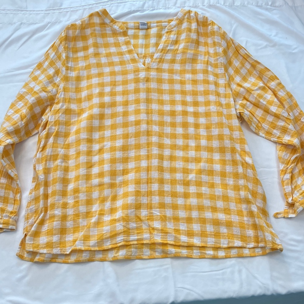 Old Navy gauze checkered v neck blouse